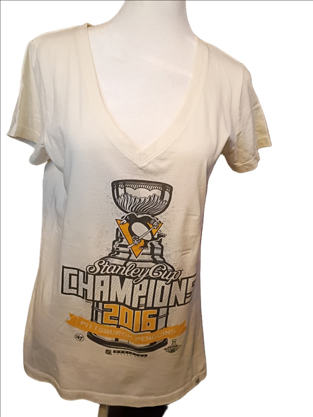 47 White Pittsburgh Penguins Stanley Cup Champions 2016 Cotton Tee Size Large